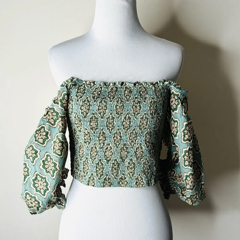 Zara Green Patterned Smocked Puff Sleeve Crop Top